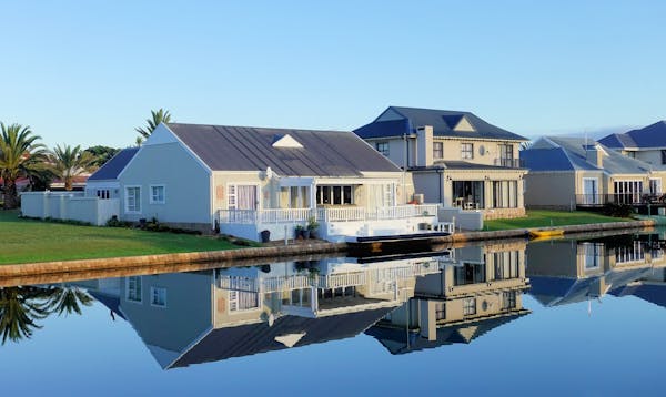 Premium Townhouses Project